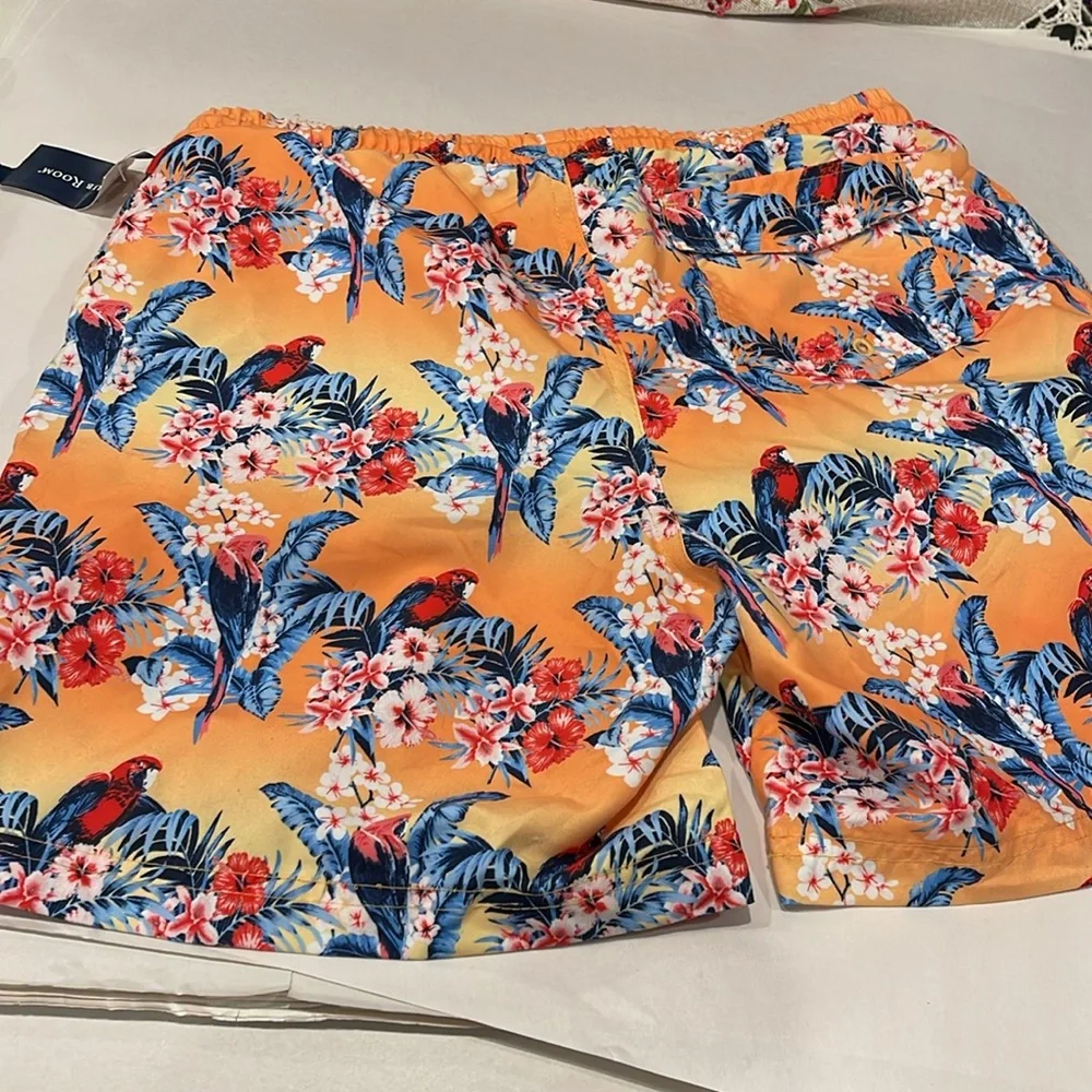 Club Room Men’s Swim Shorts Size S Tropical Print Tangelo Drawstring NWT POOL
